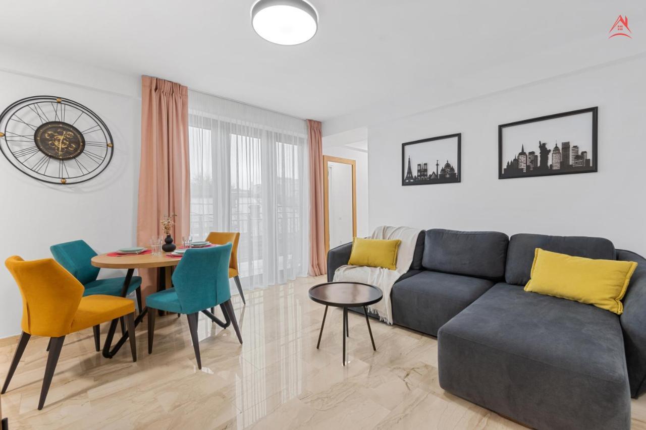 Apartament Opera Residence - Cismigiu, Eroilor, Free Private Parking بوخارست المظهر الخارجي الصورة