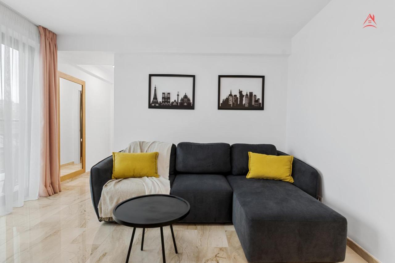 Apartament Opera Residence - Cismigiu, Eroilor, Free Private Parking بوخارست المظهر الخارجي الصورة